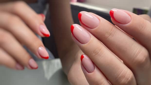 red French tips