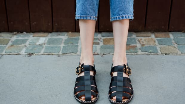 Doc marten sandals knockoffs sale