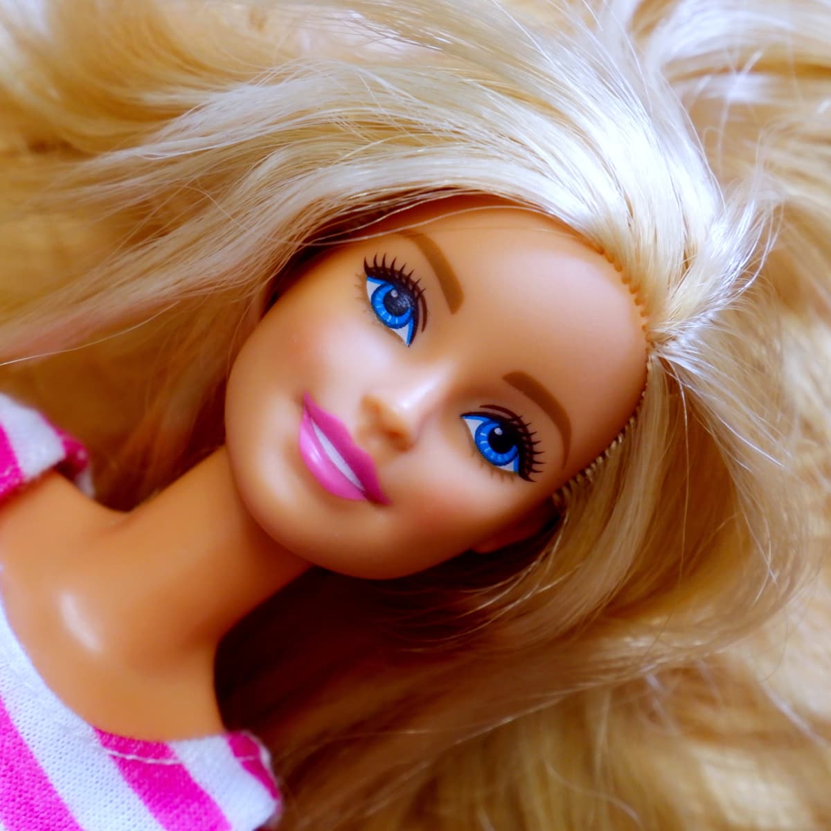 Beauty Influencer Shares How To Recreate Margot Robbie s Barbie