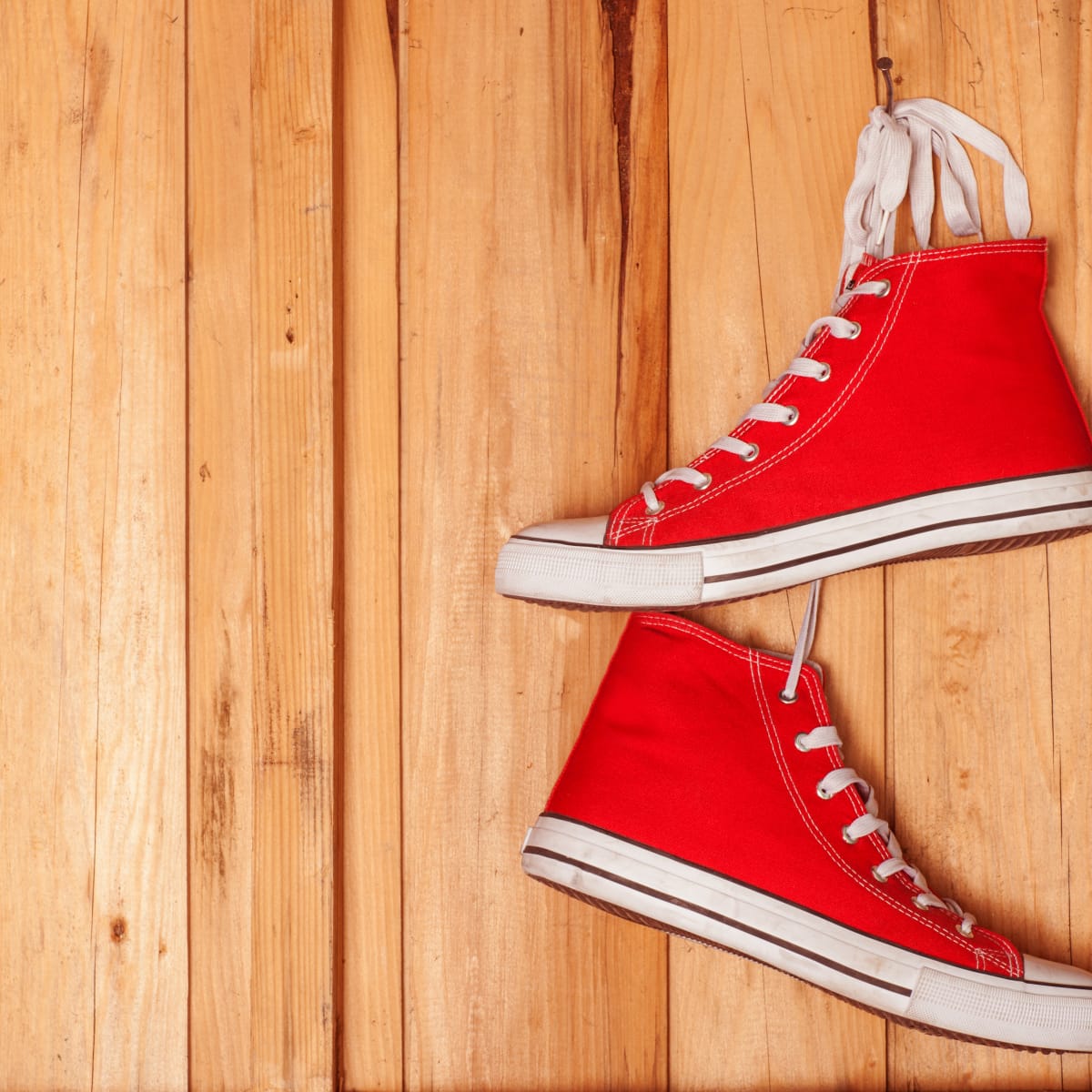 Red converse deals look