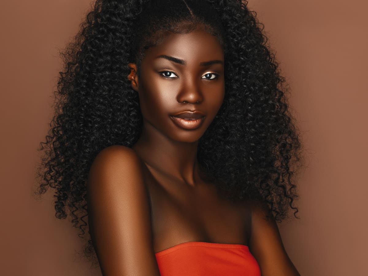 soft glam makeup for black women  Glam makeup, Dark skin makeup, Makeup  for black women