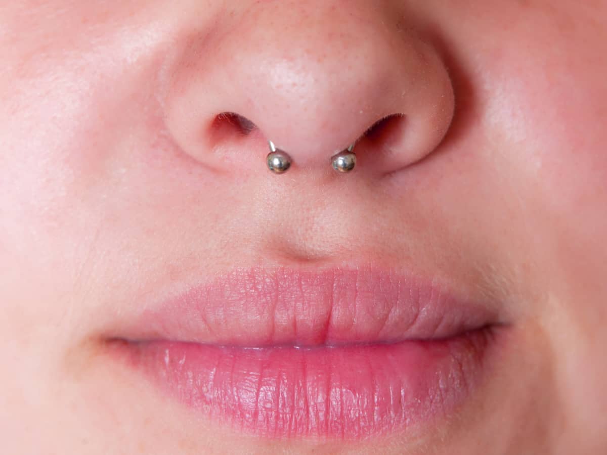 Septum ring with one ball hot sale