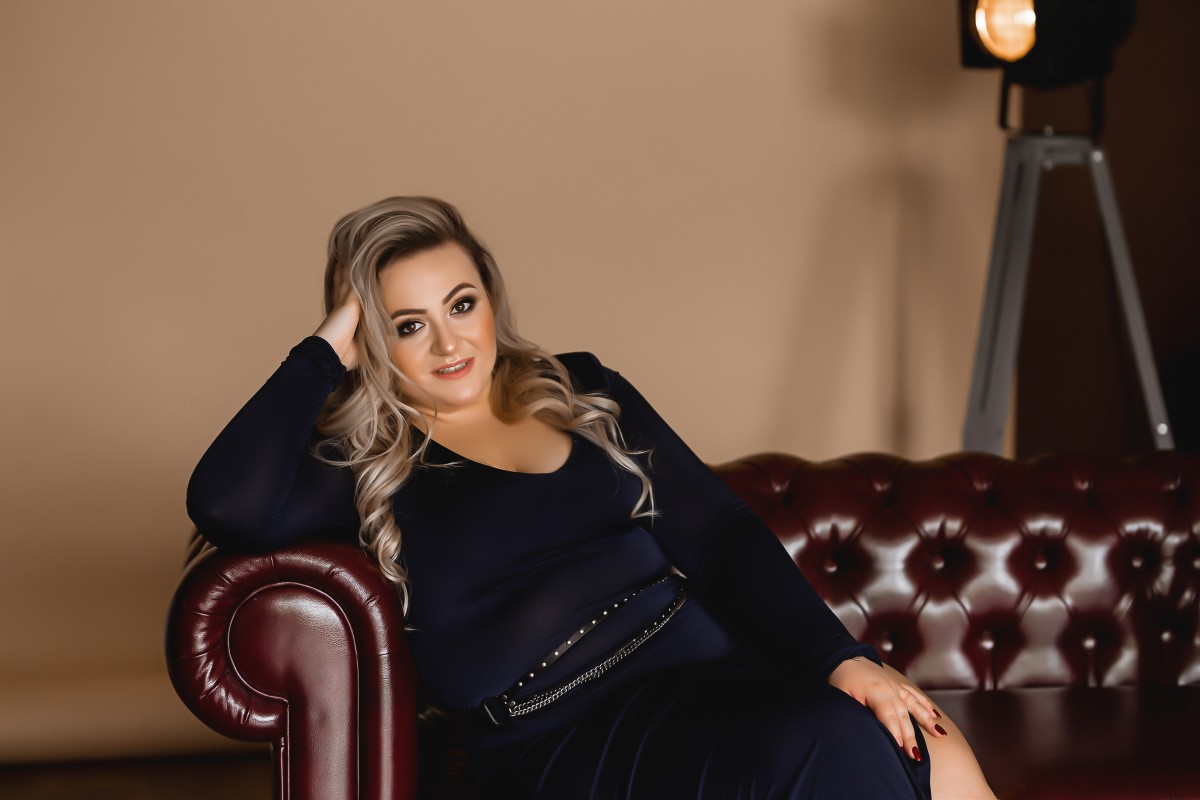 Plus Size Woman Raves About Amazon Dress With Built in Shape Wear Bellatory News