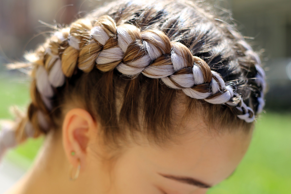 Woman Shares ‘French Braid’ Hack for Girls Who Can’t French Braid Bellatory News