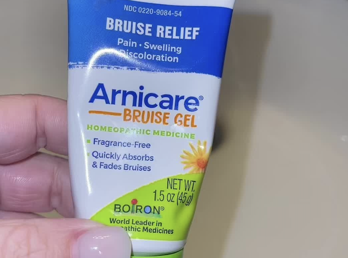 This Herbal Anti bruise Agent Can Help With Dark Undereye Circles 16-things-that-ll-help-brighten-dark-under-eye-circles-wrinkle-care
