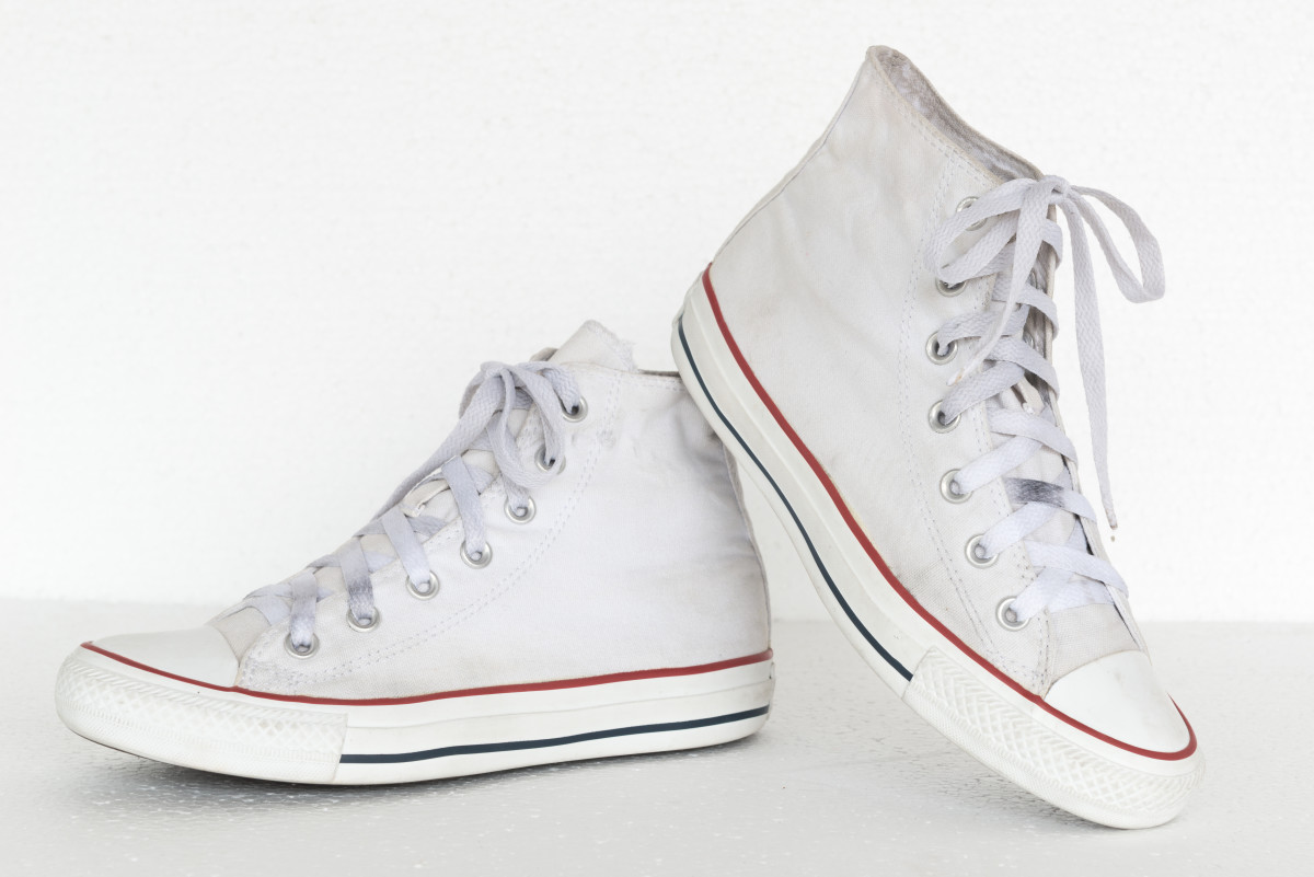 white converse journeys